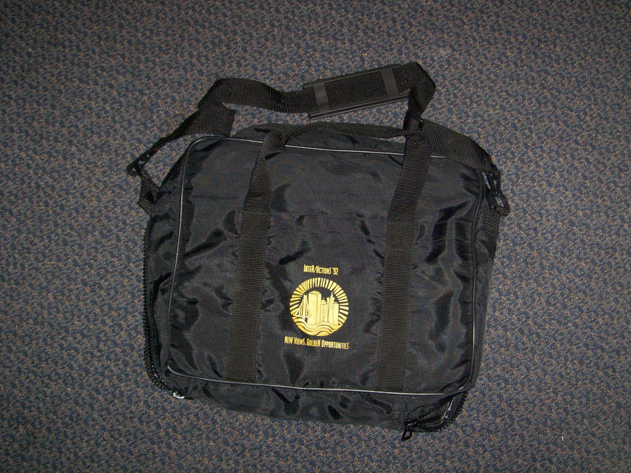 Index of /images/ebay/messenger bag/